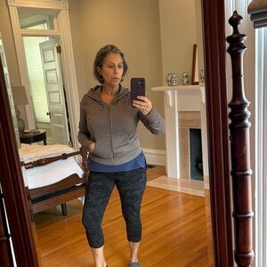 Vuori Zip-Up Hooded Sweatshirt, chia heather, Size L